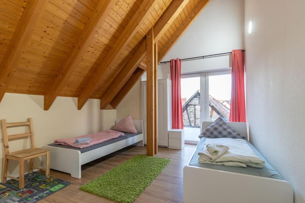Maisonette-Wohnung Mit 5 Schlafzimmern Wörrstadt Exterior foto